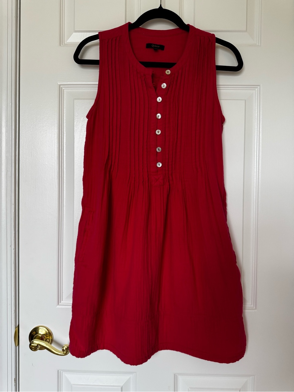 Quince 100% Organic Cotton Sleeveless Pintuck Button-Front Dress